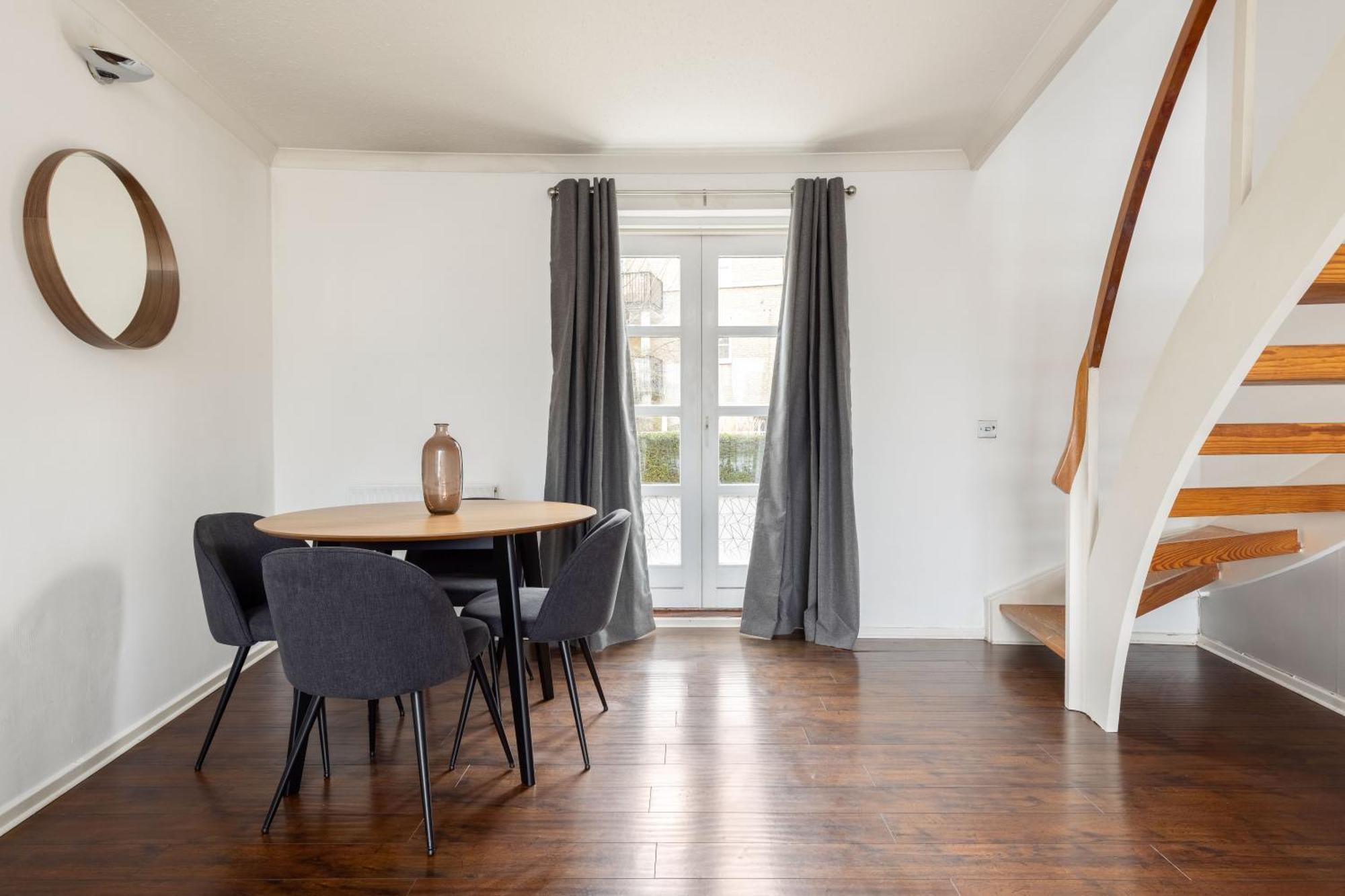 The Canada Water Apartments London Bagian luar foto