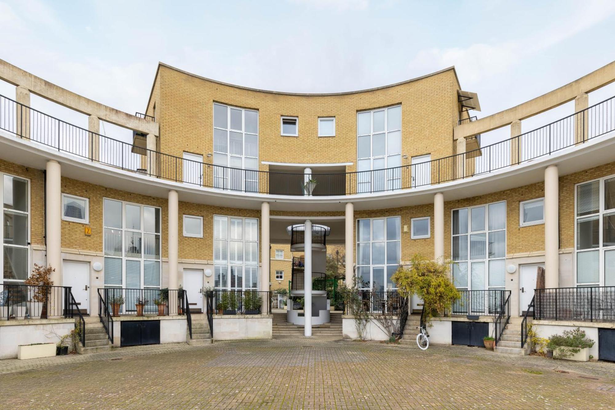 The Canada Water Apartments London Bagian luar foto