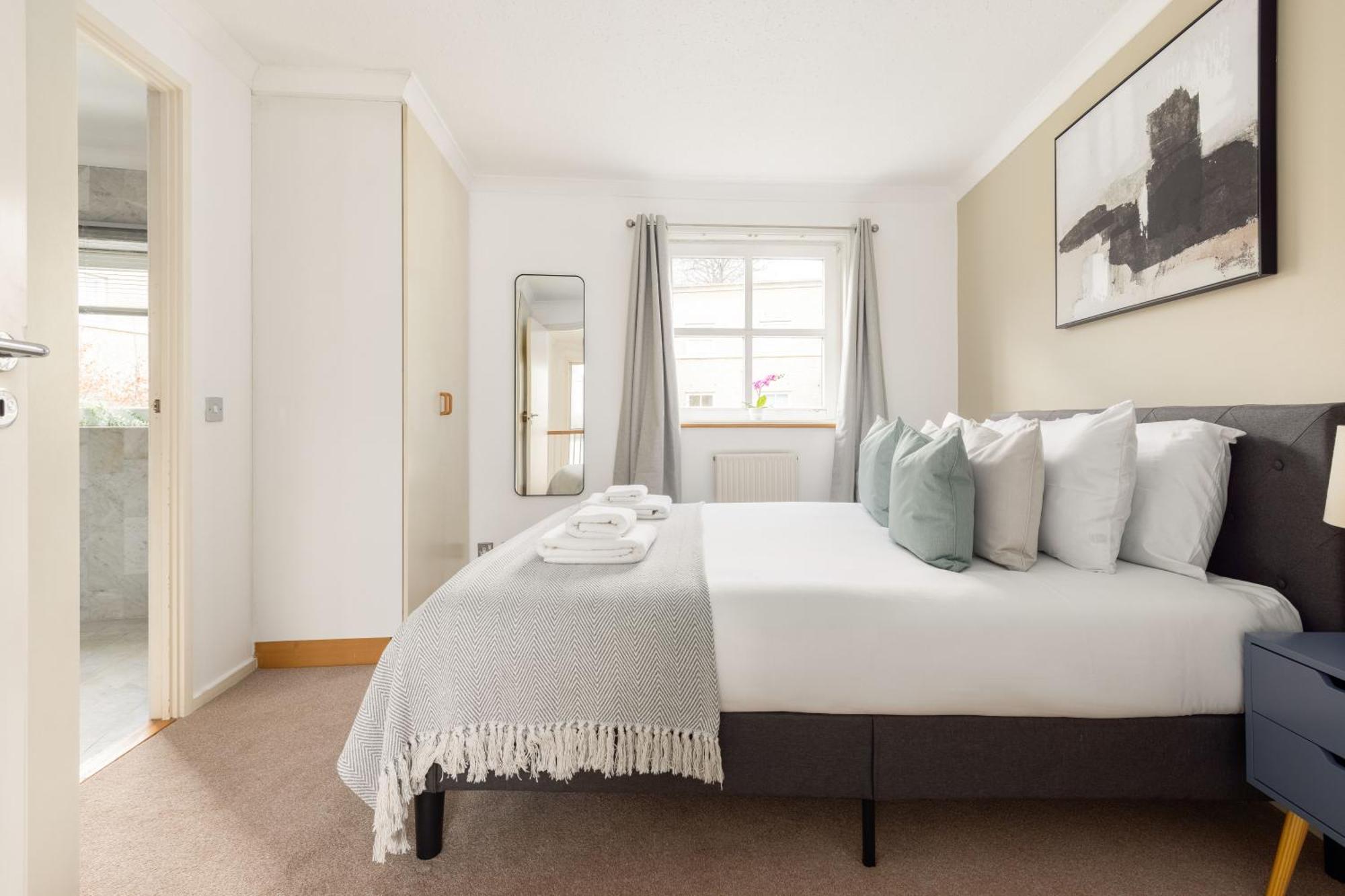 The Canada Water Apartments London Bagian luar foto